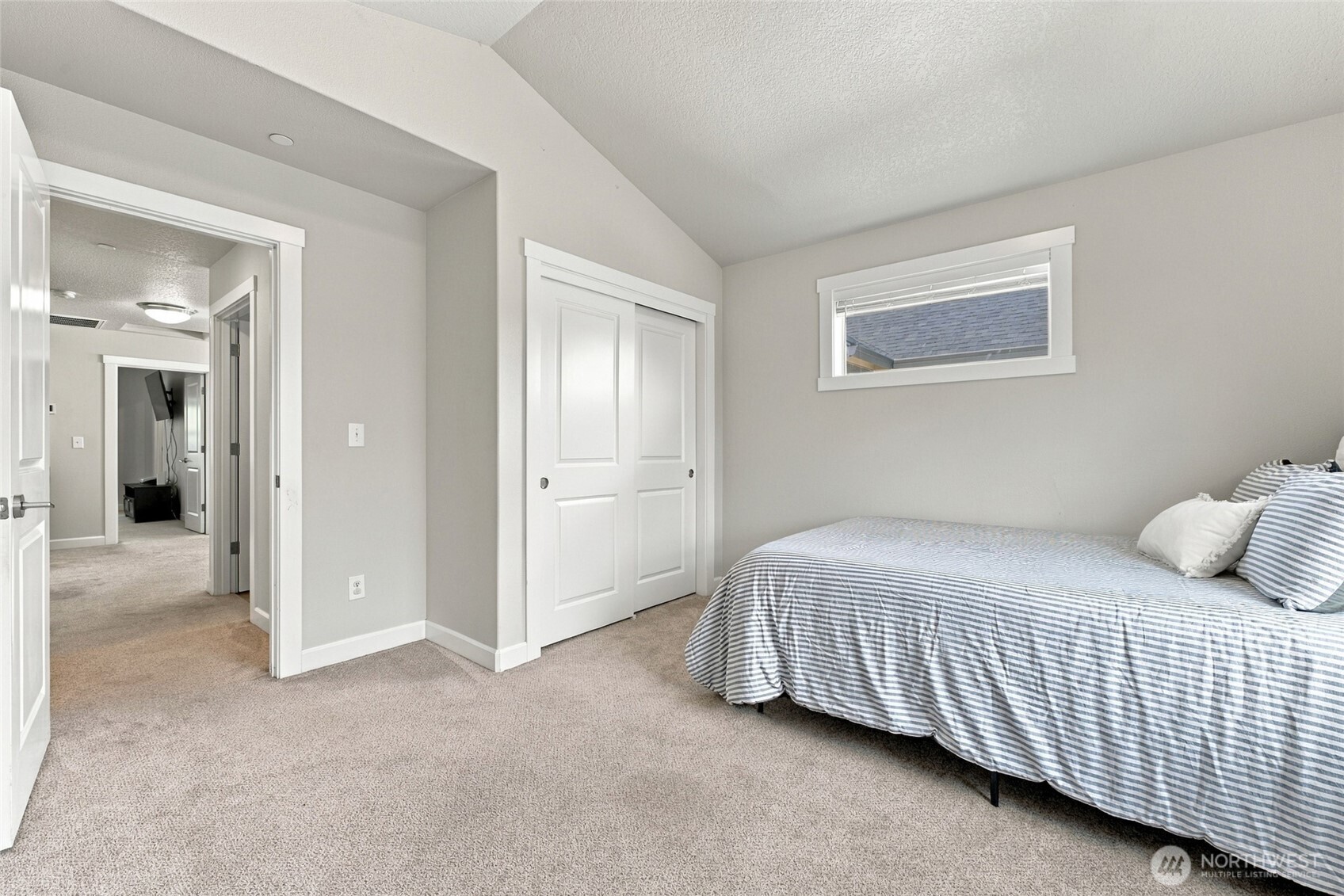 163 Loganberry Court Property Photo 27