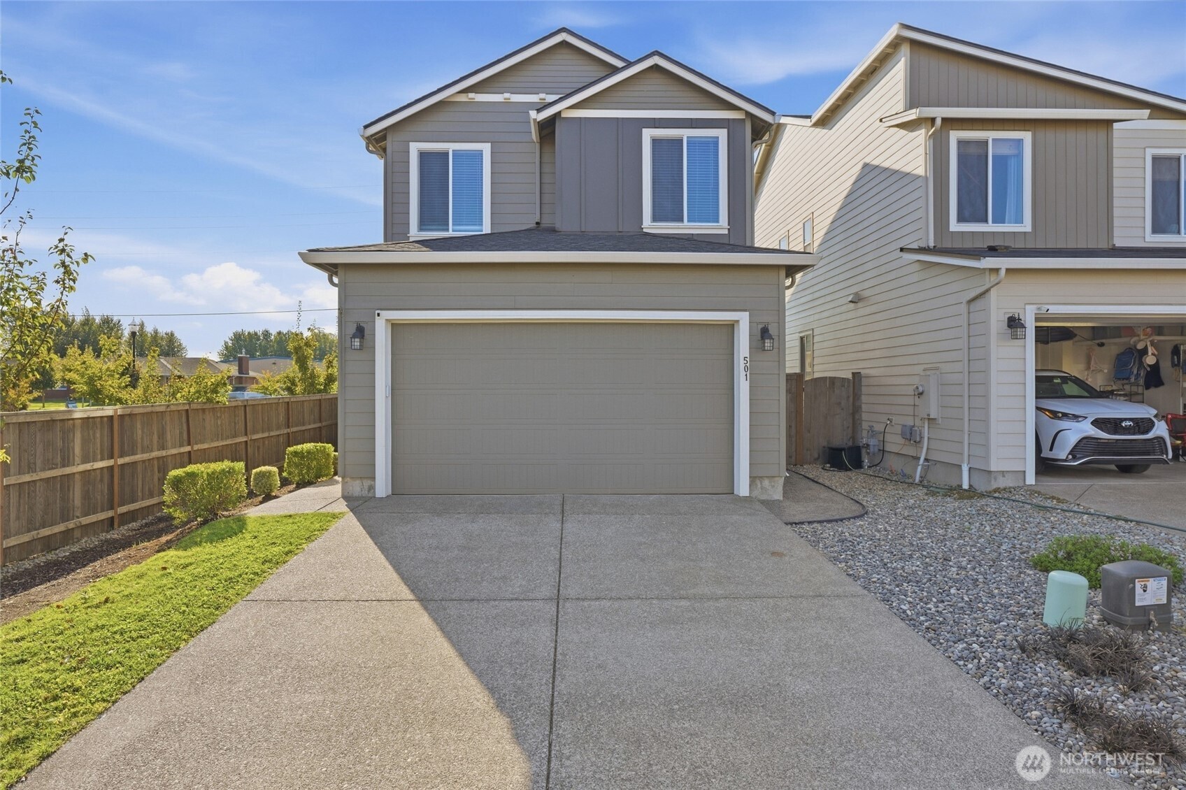 501 N Russet Place Property Photo 1