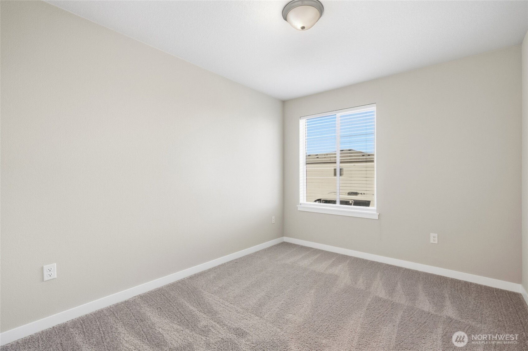501 N Russet Place Property Photo 24