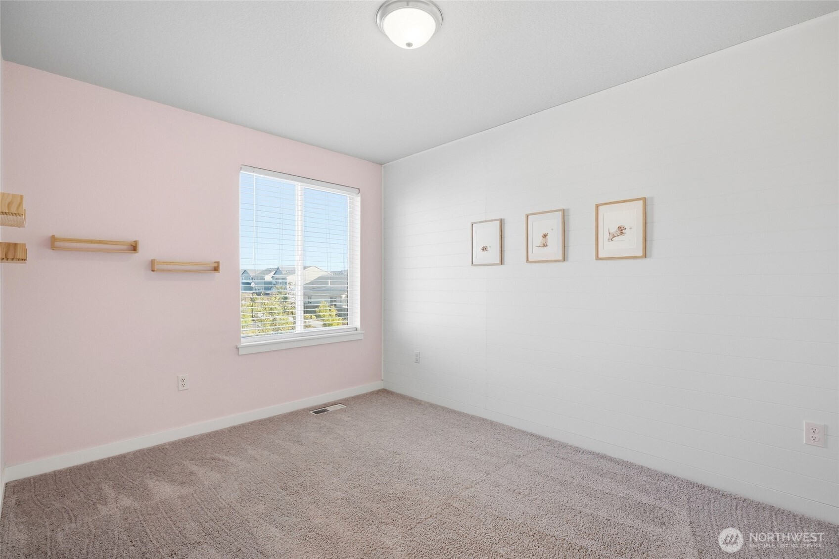 501 N Russet Place Property Photo 25