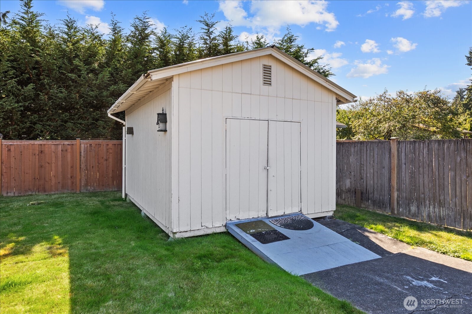 722 89th Street Property Photo 32