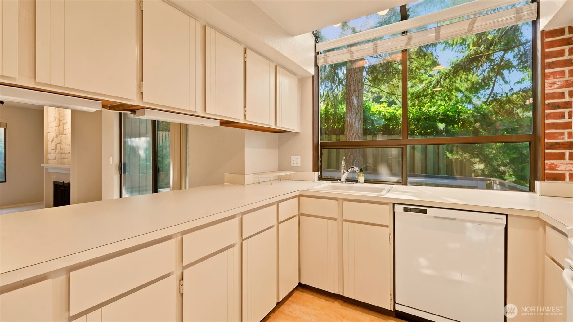1850 Grant Avenue D5 Property Photo 10