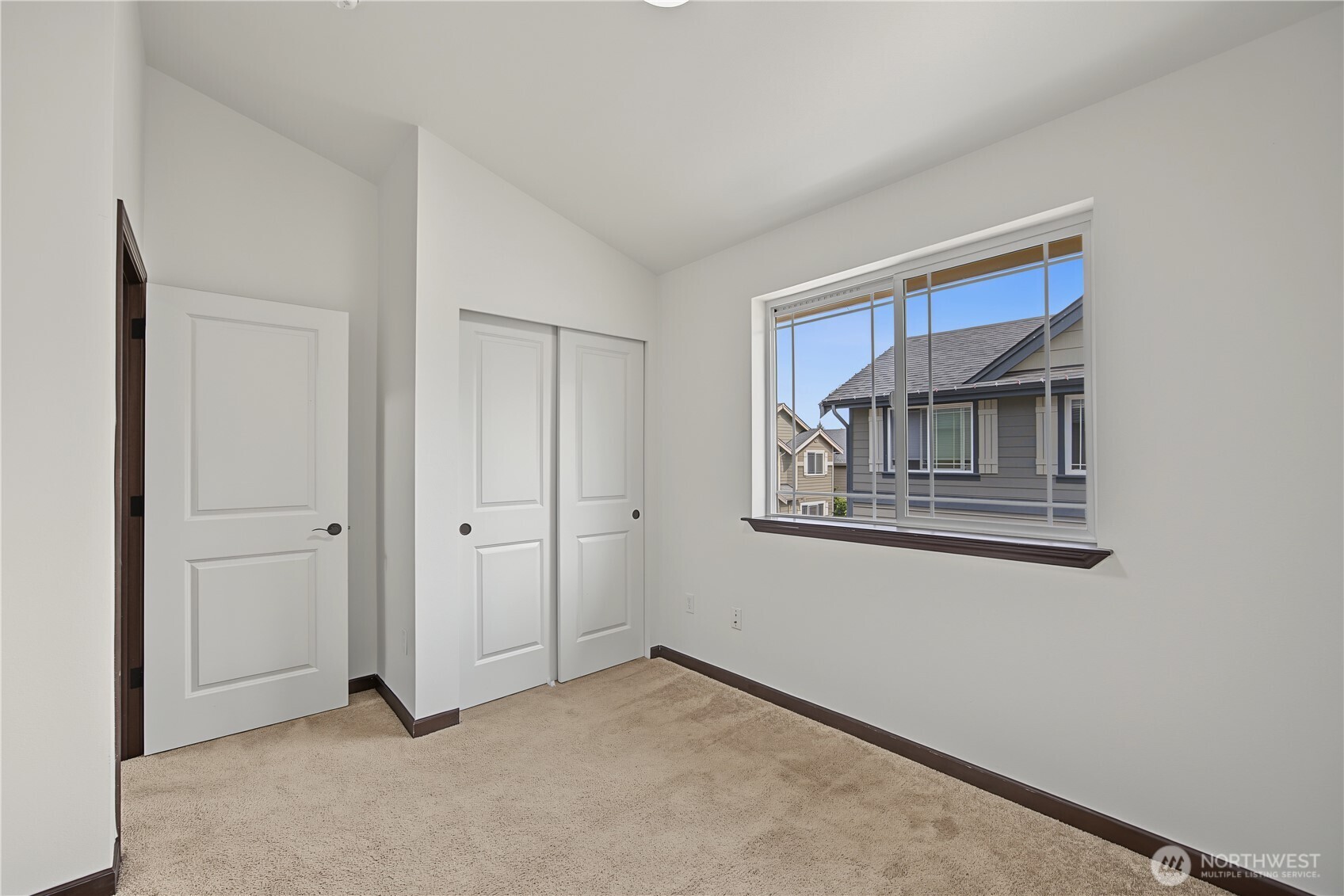 13216 33rd Place 3 Property Photo 27