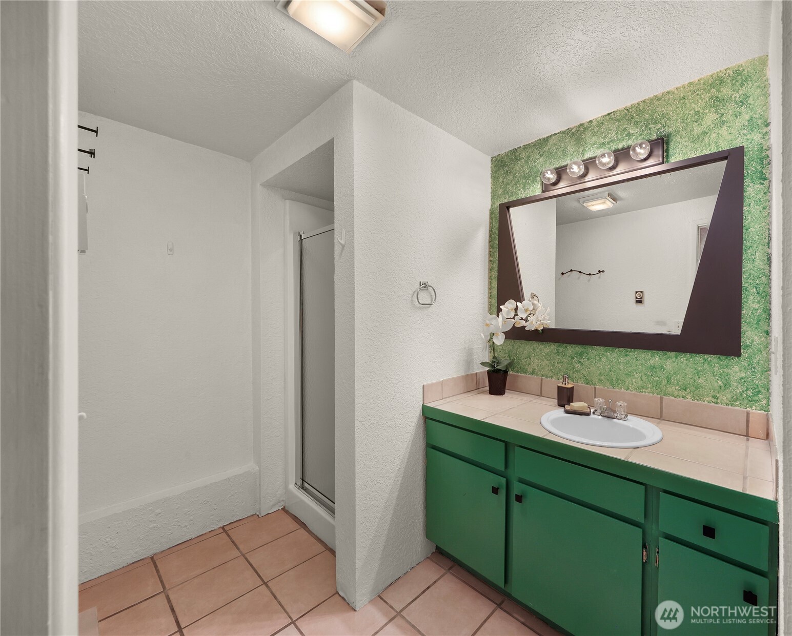 140 Windward Drive Property Photo 27
