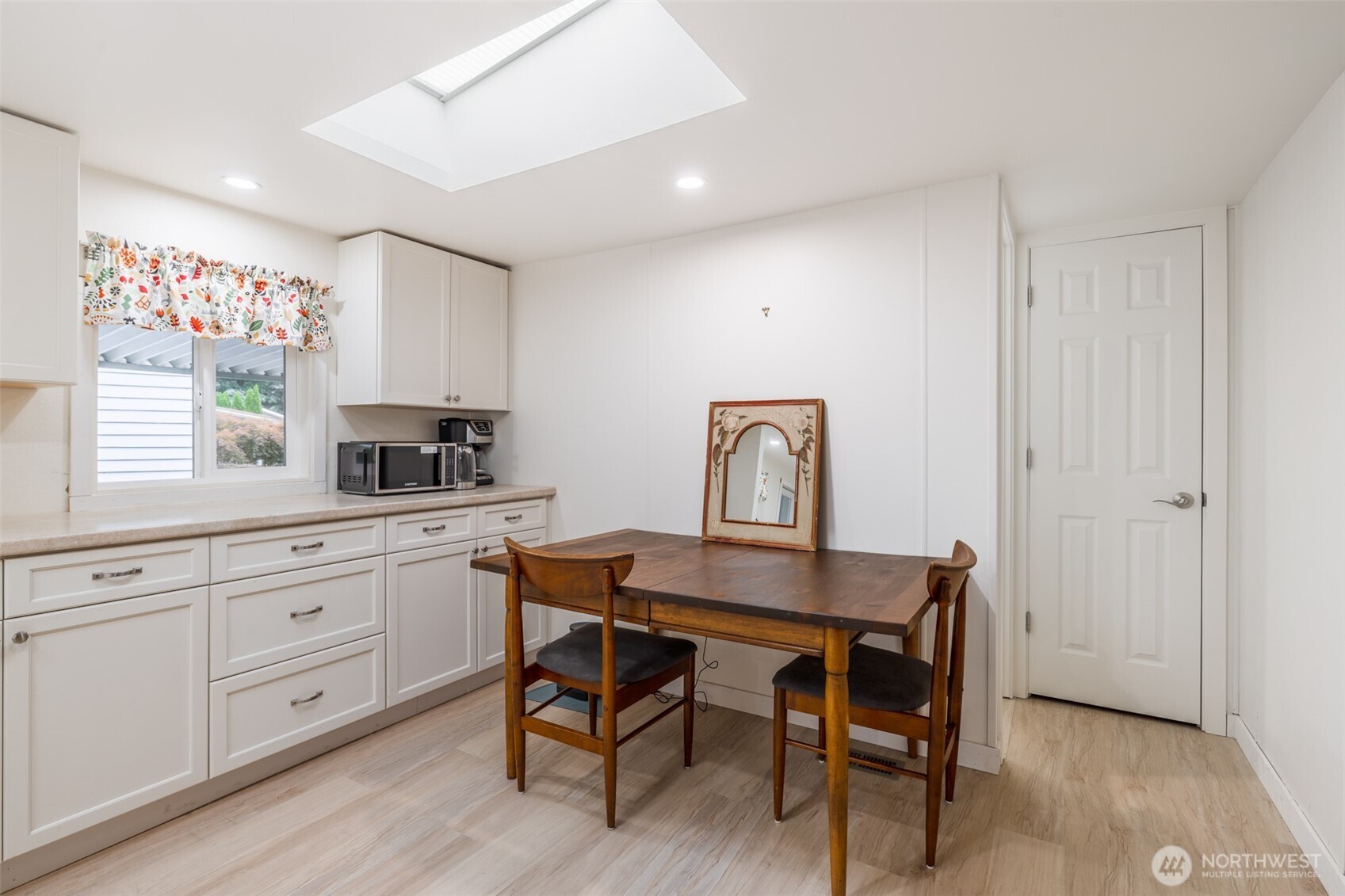 17114 117th Ct Ne Property Photo 7
