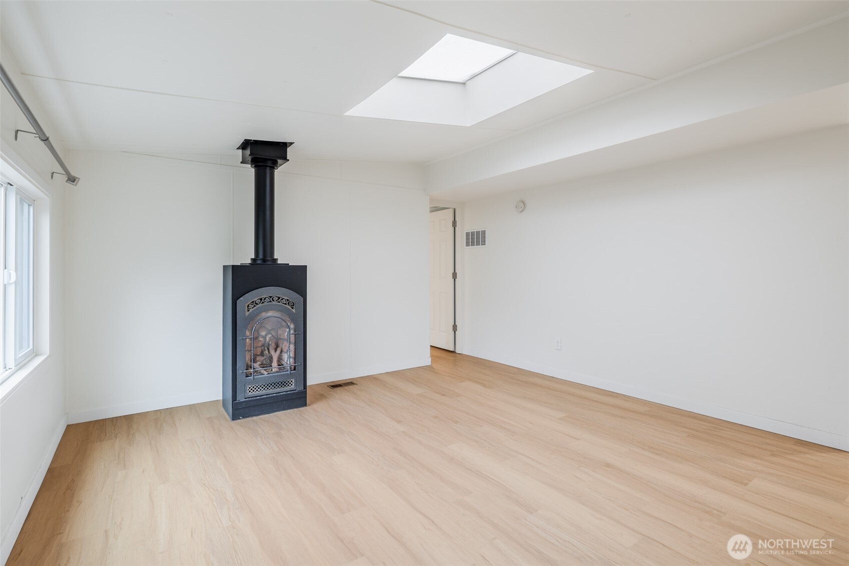 17114 117th Ct Ne Property Photo 7