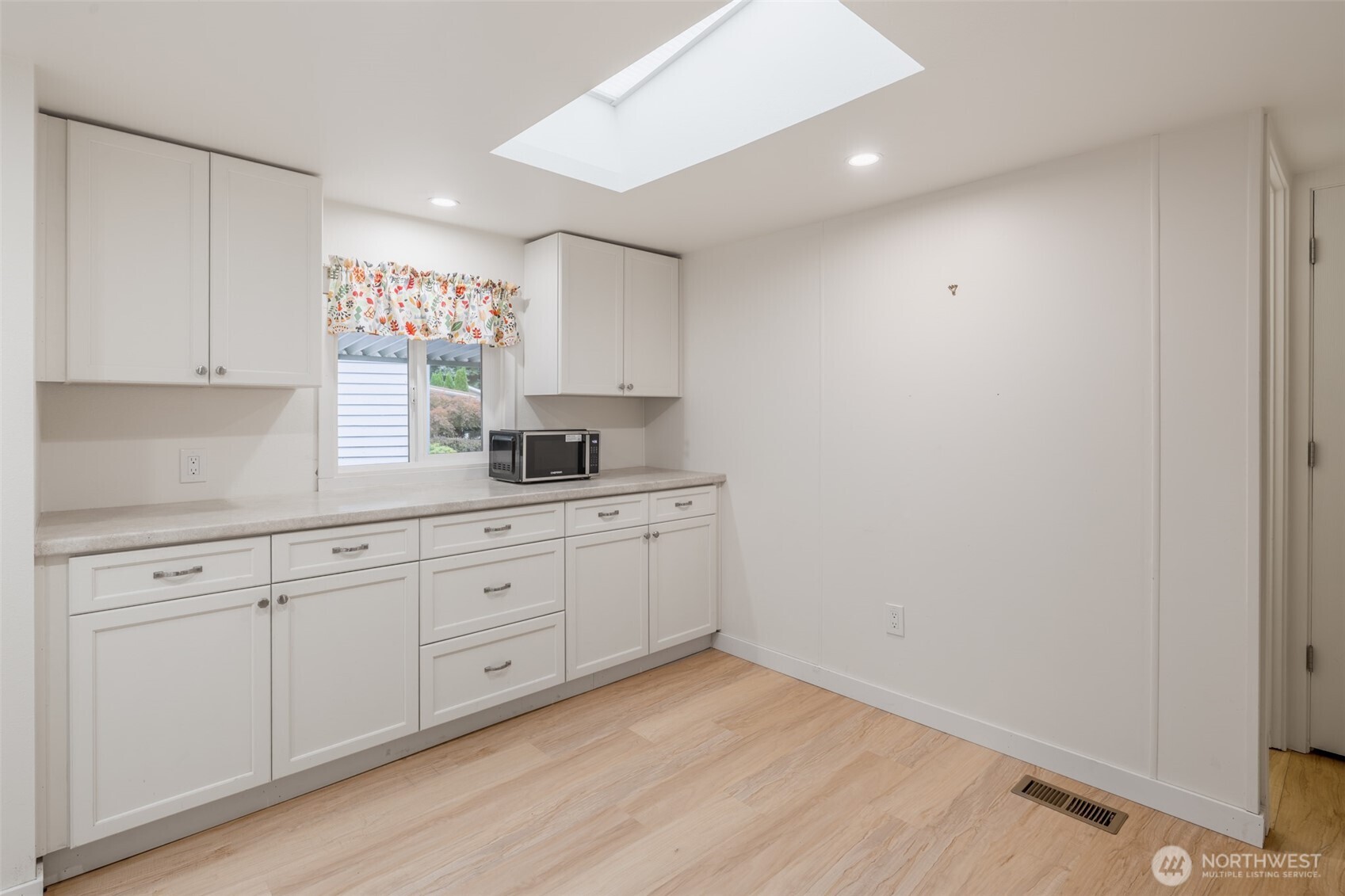 17114 117th Ct Ne Property Photo 10