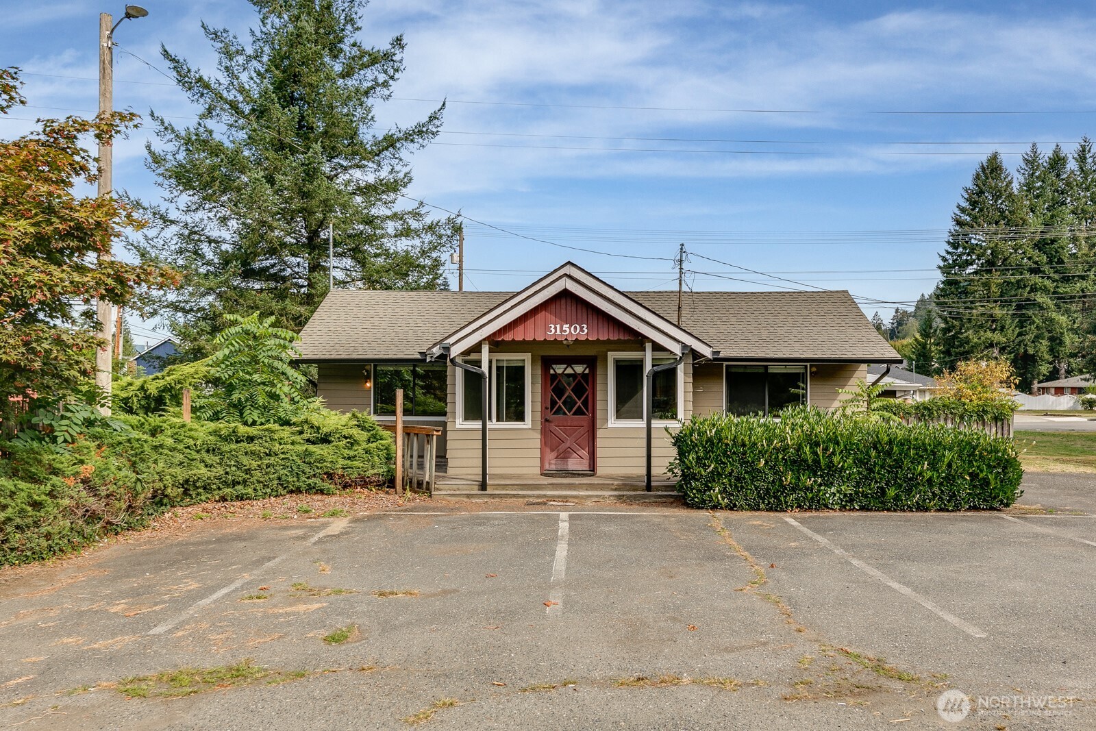 31503 Us 2 Property Photo 7
