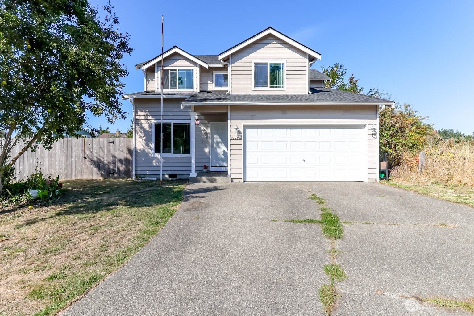 12211 2nd Avenue Ct E Property Photo 1