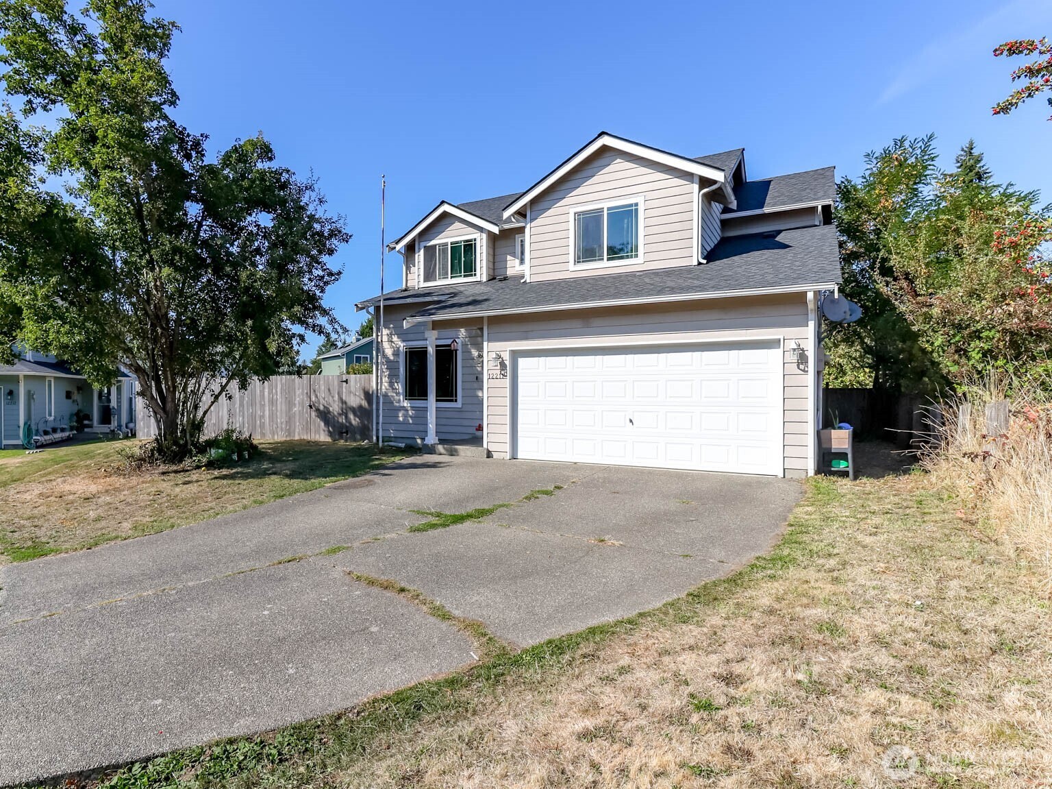 12211 2nd Avenue Ct E Property Photo 2