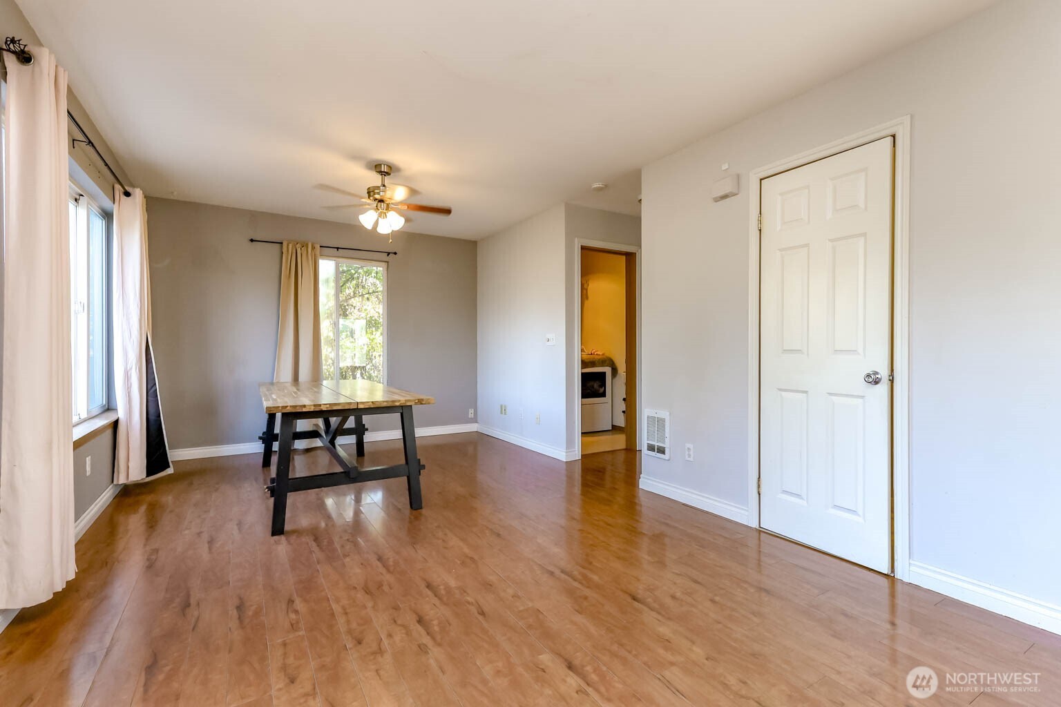 12211 2nd Avenue Ct E Property Photo 9