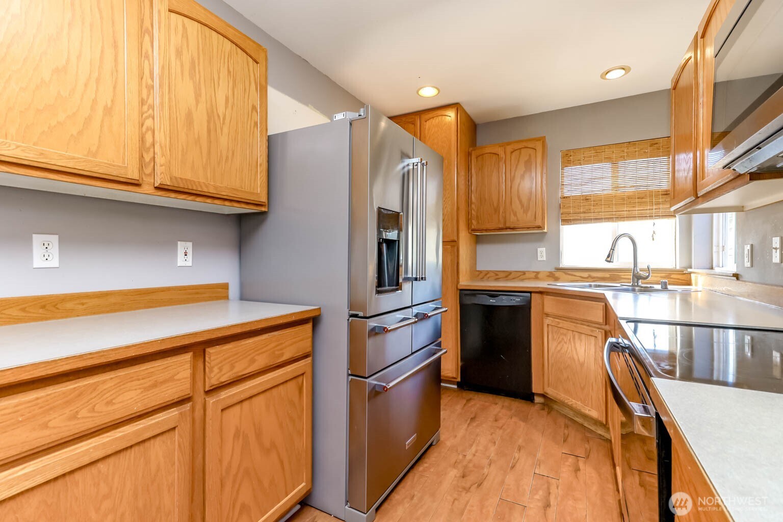 12211 2nd Avenue Ct E Property Photo 13