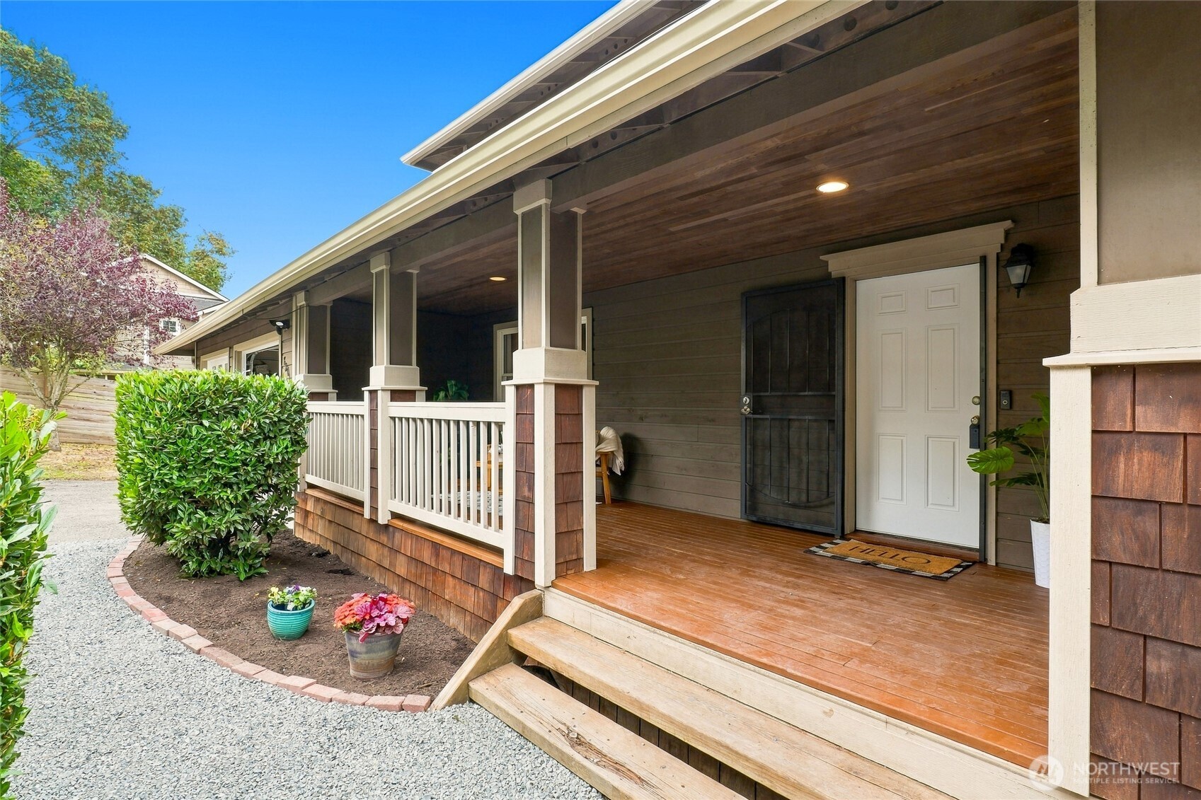 8201 1st Place Property Photo 3