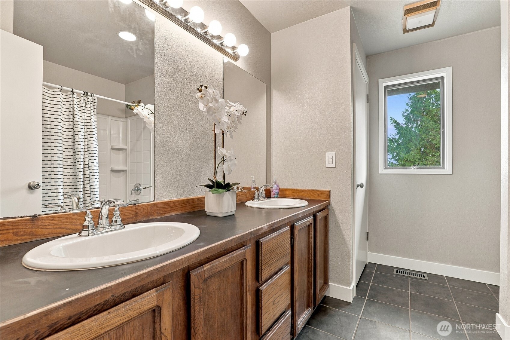 8201 1st Place Property Photo 31