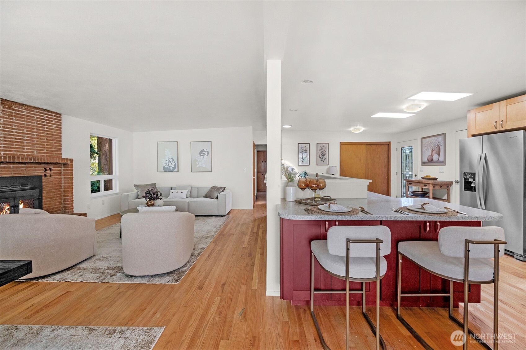 12521 2nd Avenue Property Photo 6