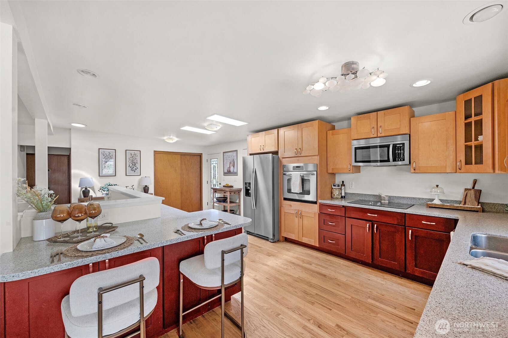 12521 2nd Avenue Property Photo 10