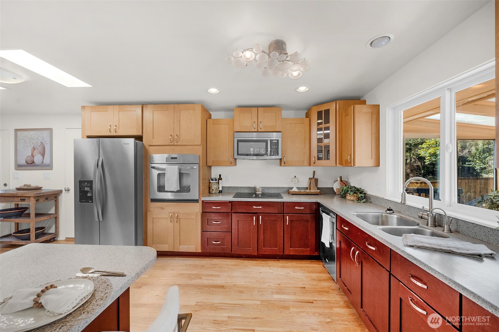 12521 2nd Avenue Property Photo 11