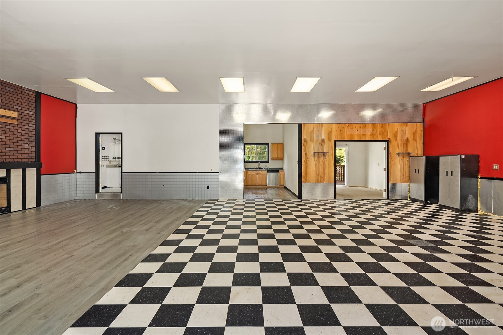 18333 Burn Road Property Photo 16