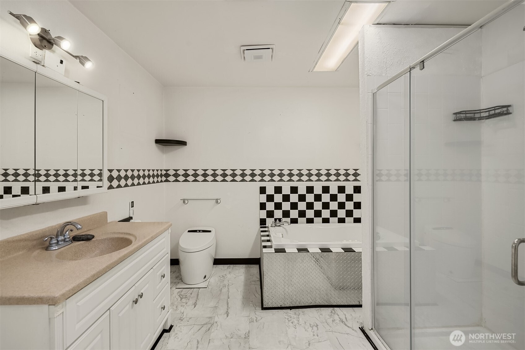 18333 Burn Road Property Photo 20