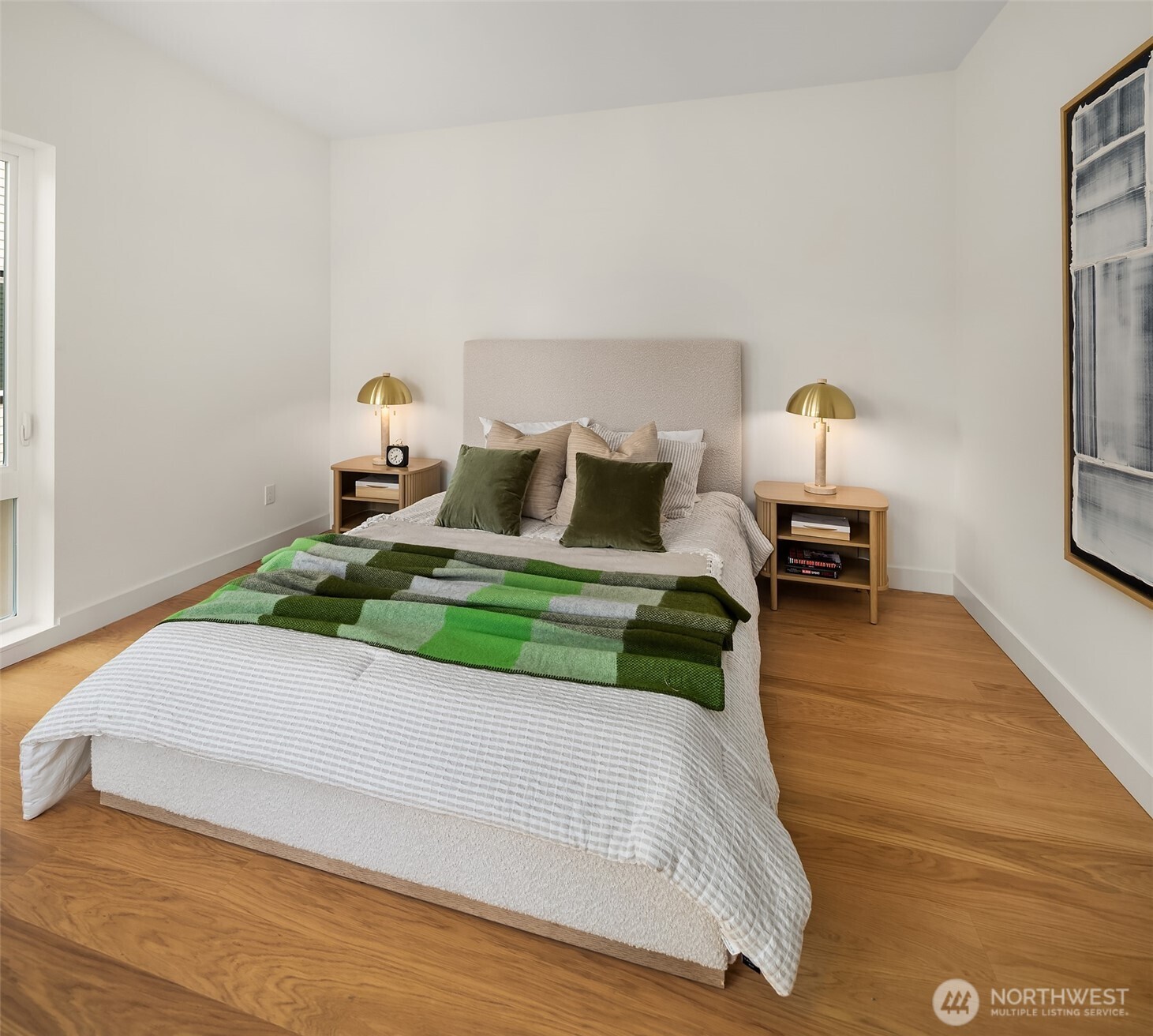530 W Barrett Street Property Photo 14