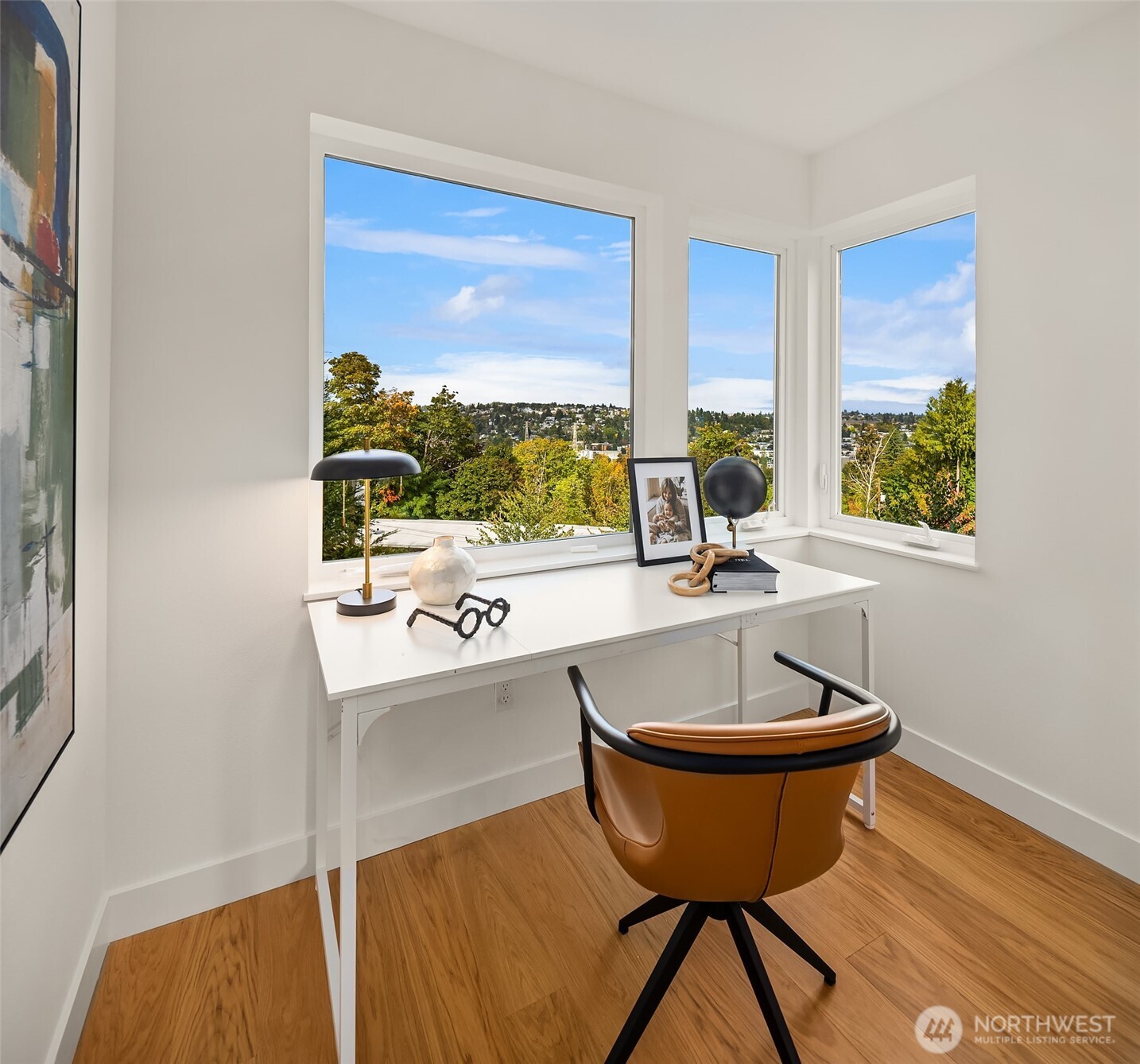 530 W Barrett Street Property Photo 16