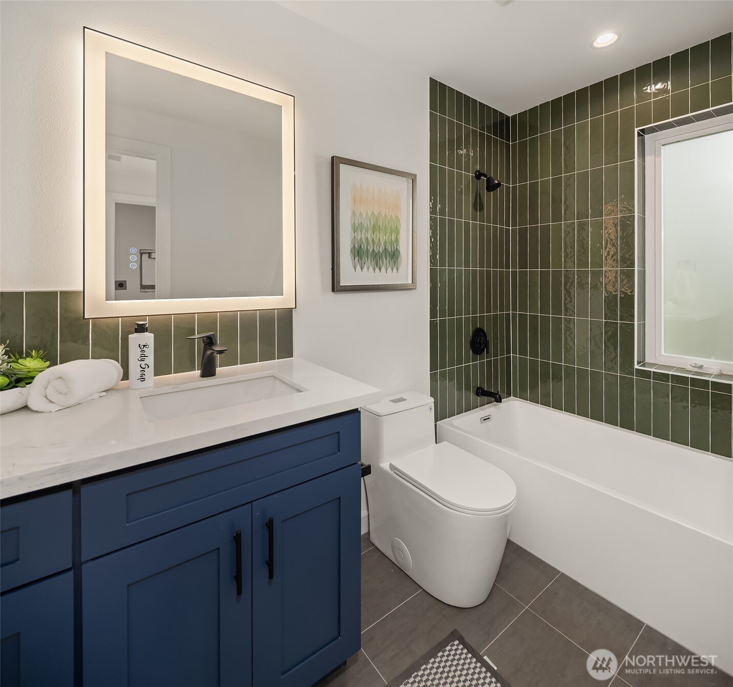 530 W Barrett Street Property Photo 17