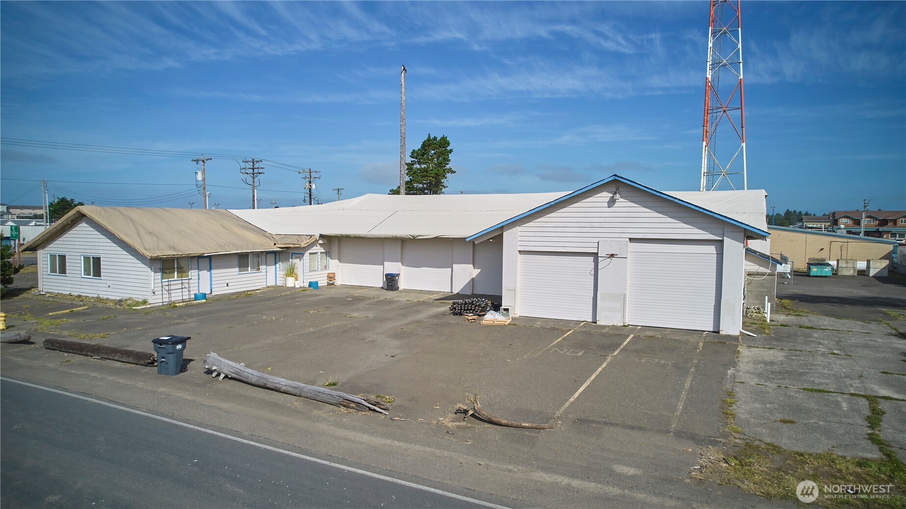 676 Point Brown Avenue Property Photo 1