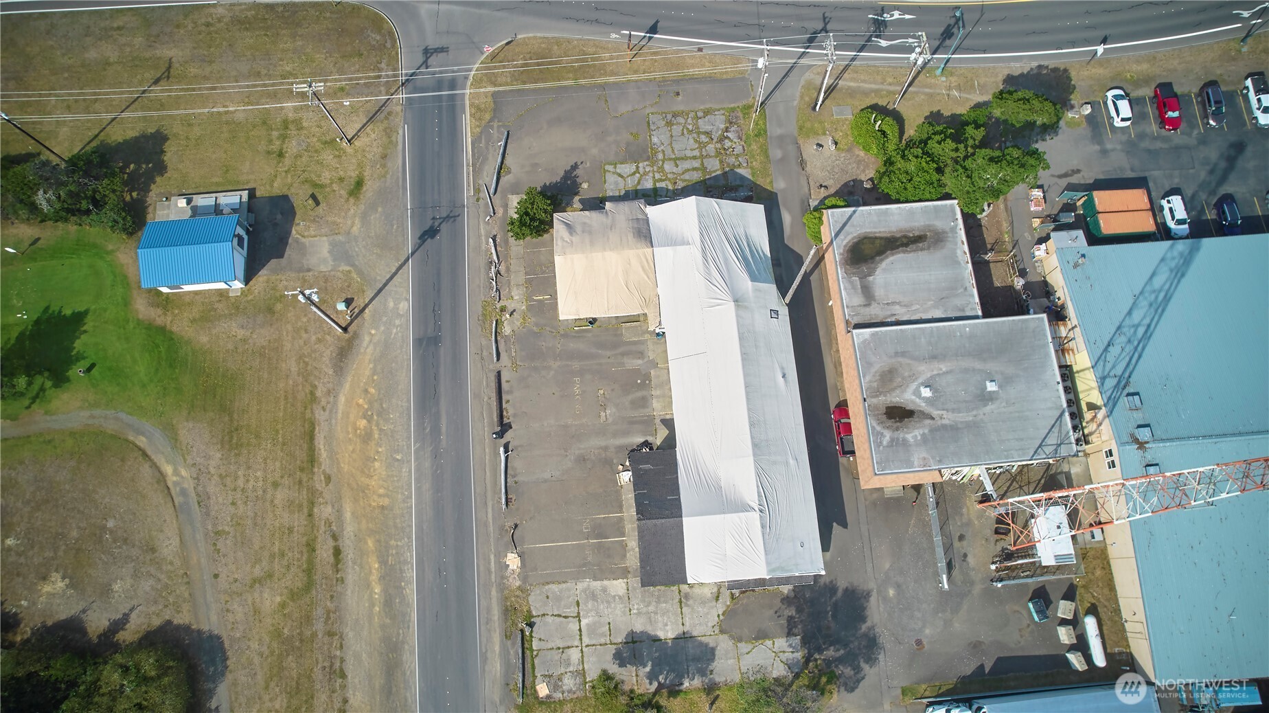 676 Point Brown Avenue Property Photo 2
