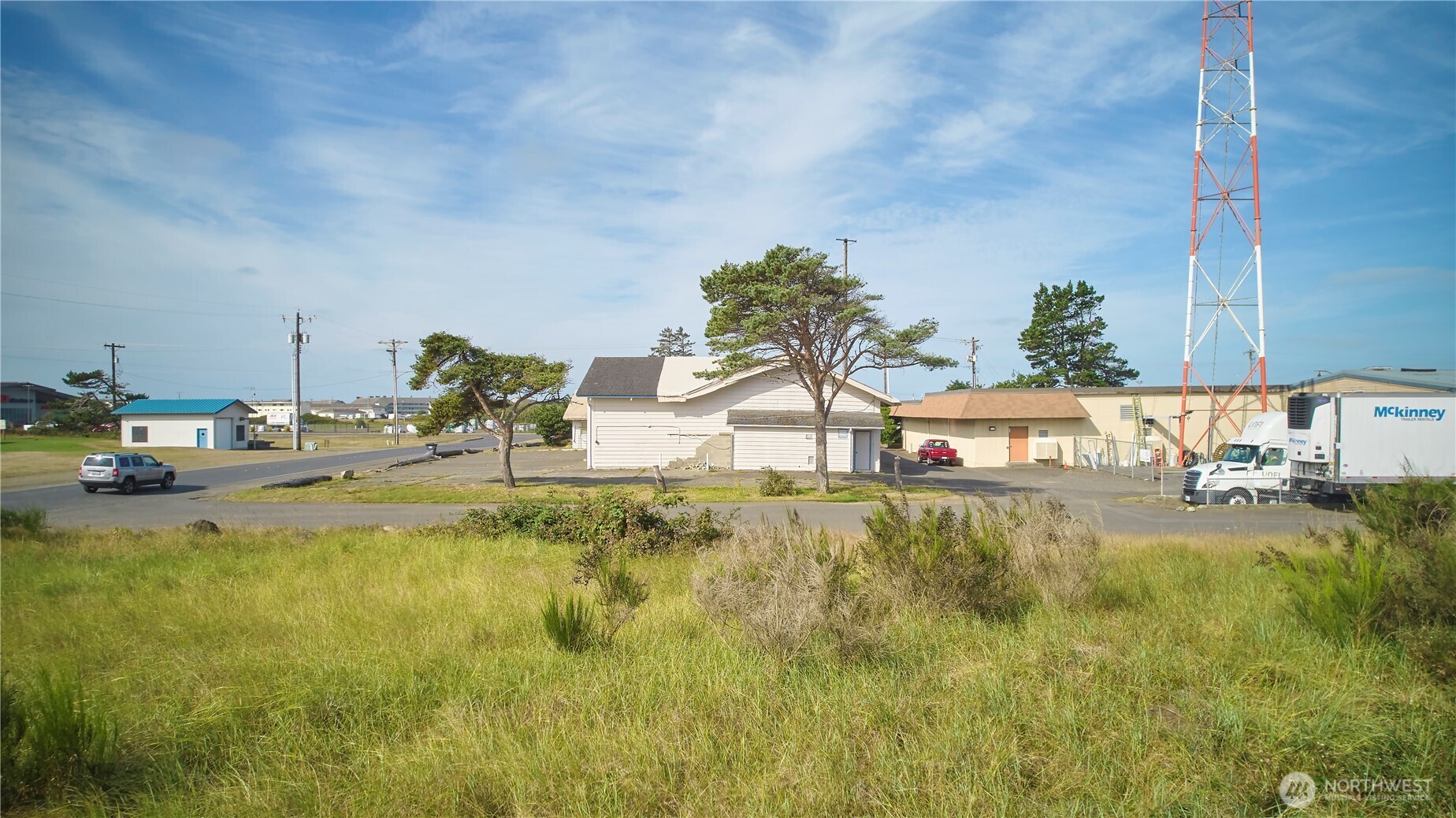 676 Point Brown Avenue Property Photo 4