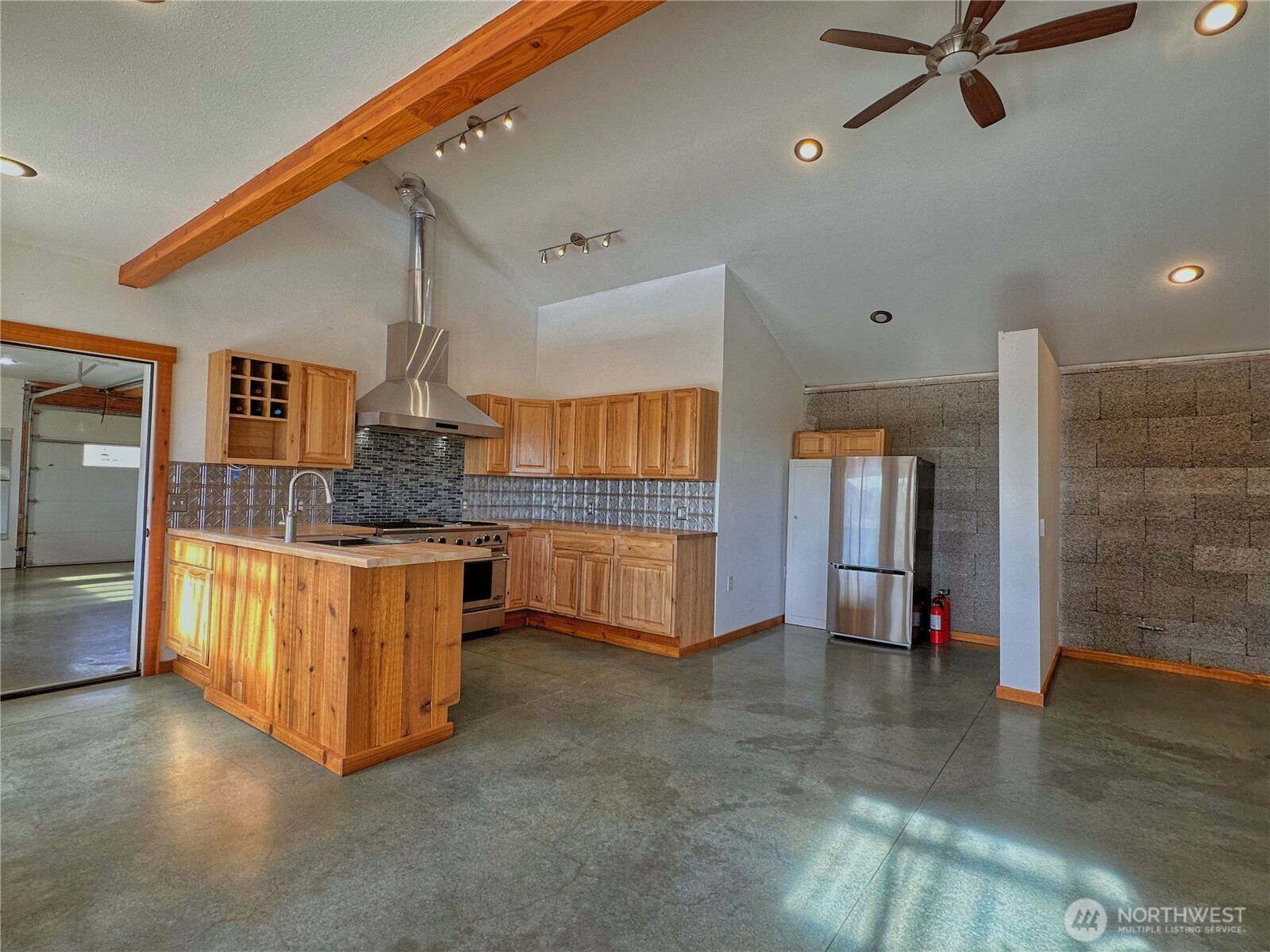 94 Soren Peterson Road Property Photo 8