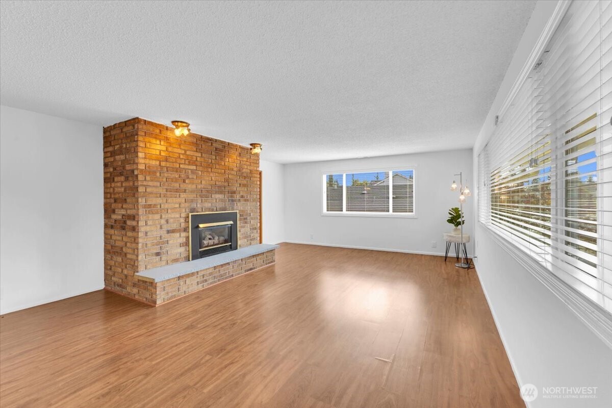 217 N French Avenue Property Photo 4