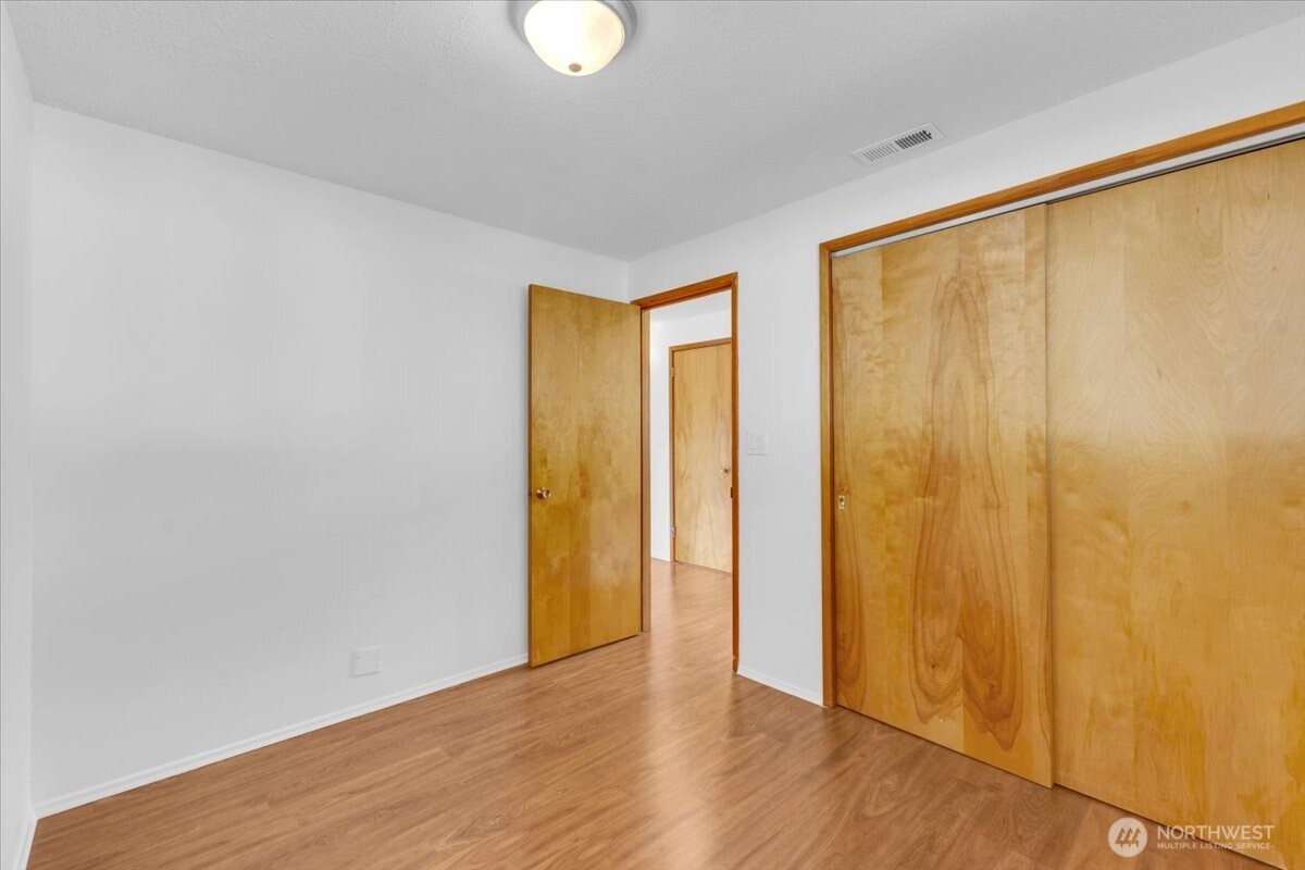 217 N French Avenue Property Photo 14