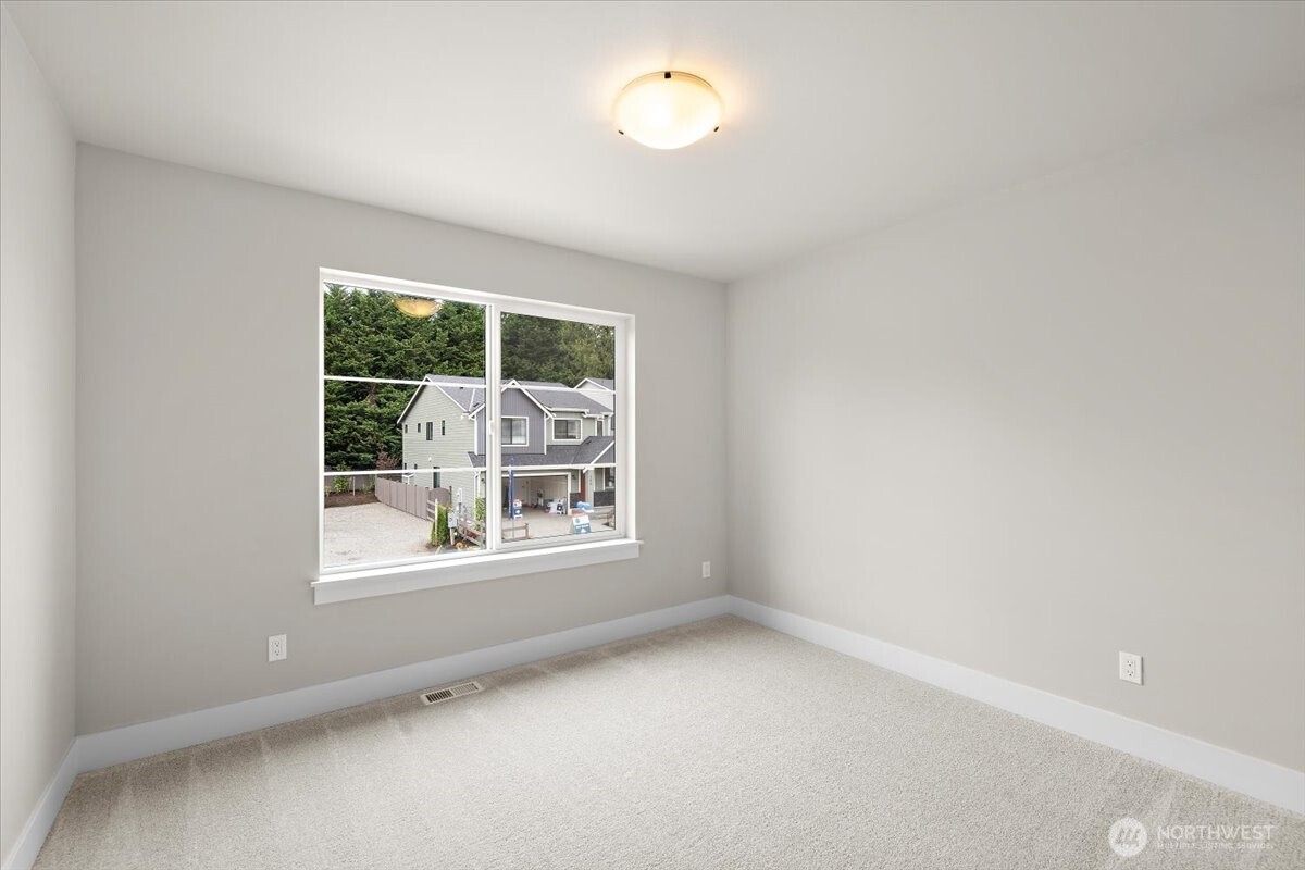 213 156th Place Mg 10 Property Photo 29