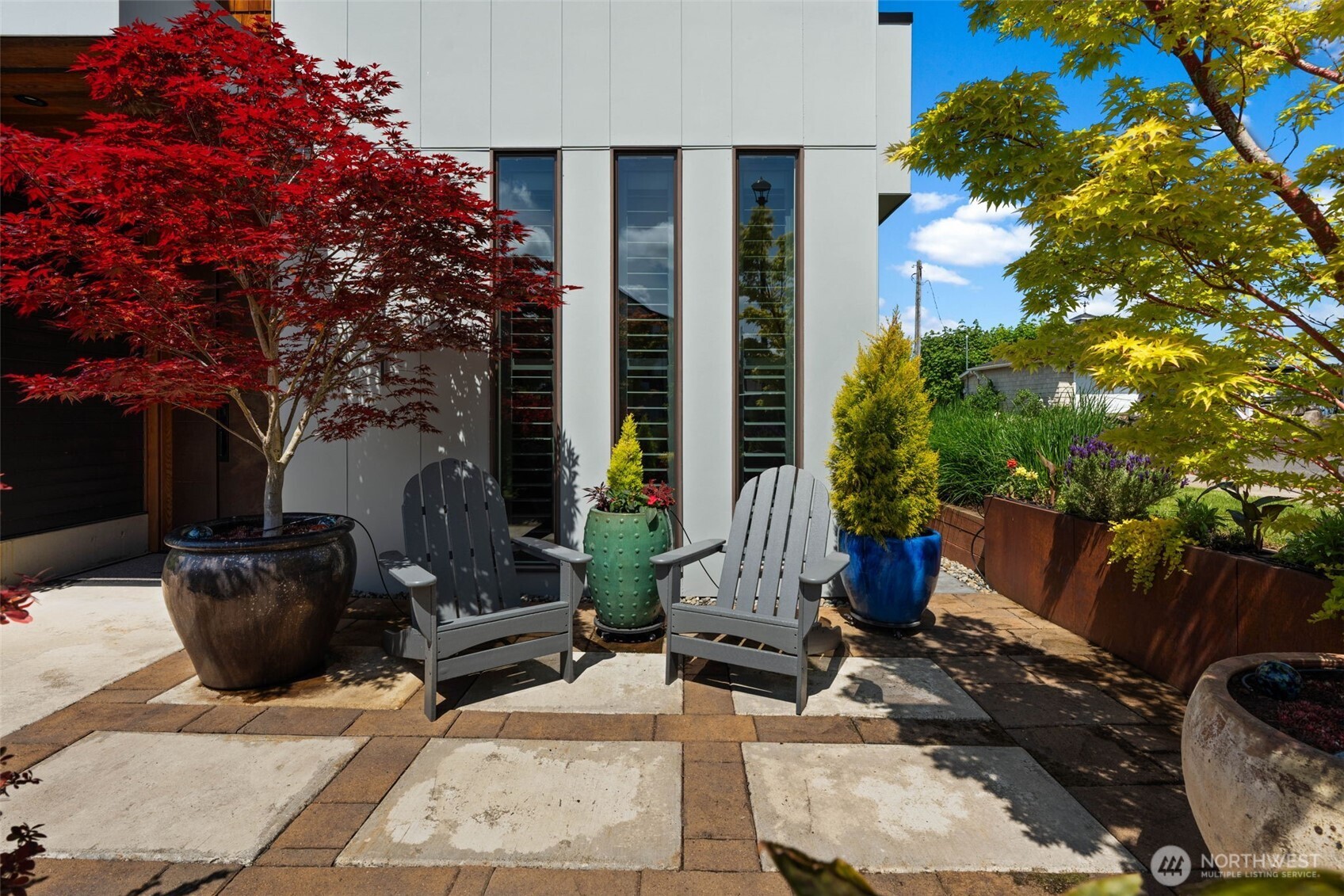 5101 N 49th Street Property Photo 6