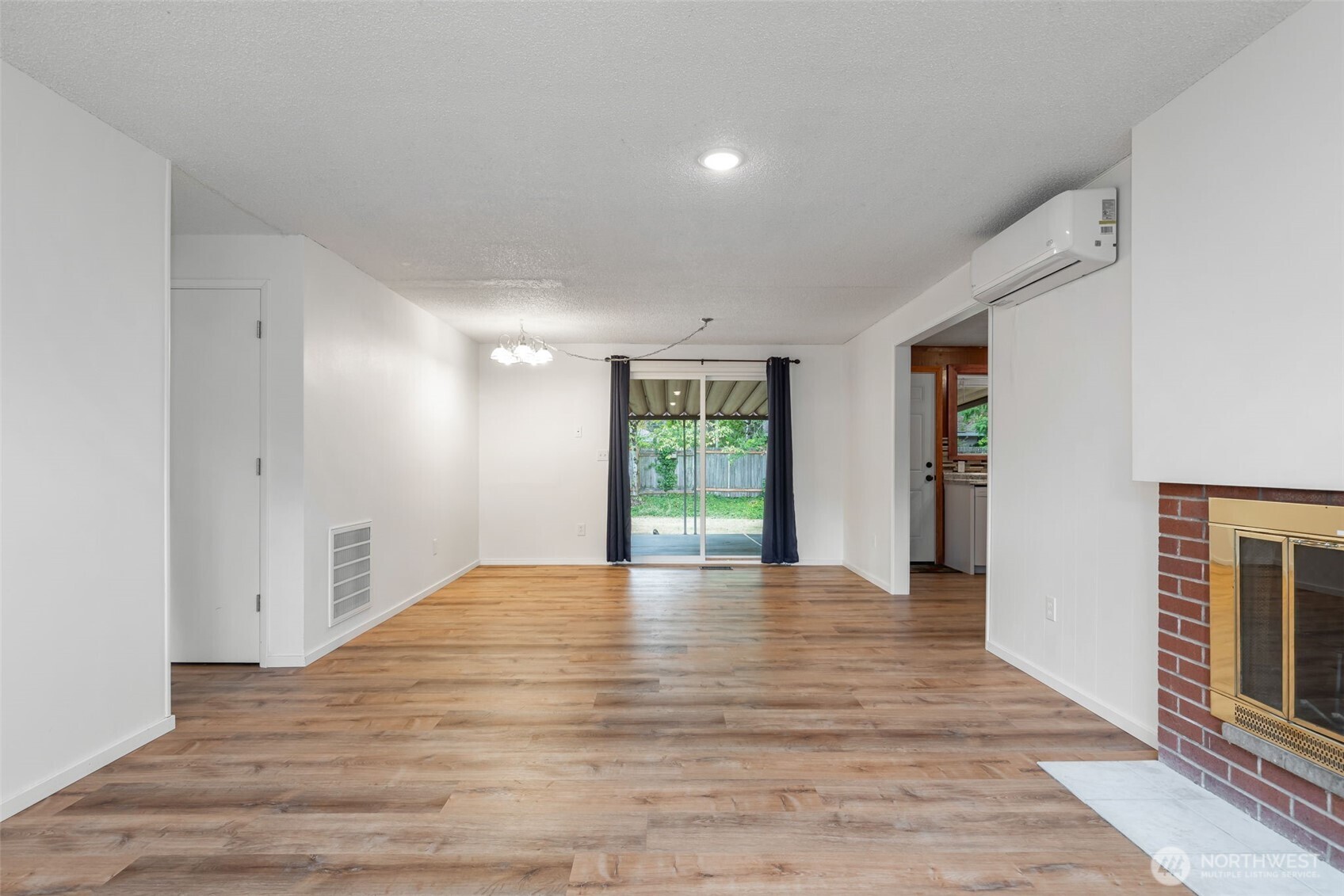 16458 Ne 17th Place Property Photo 10