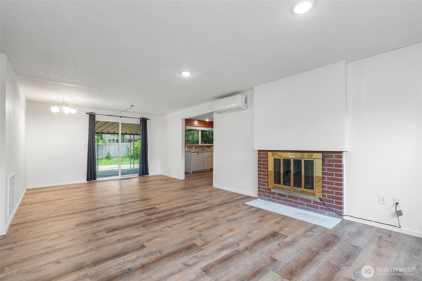 16458 Ne 17th Place Property Photo 12