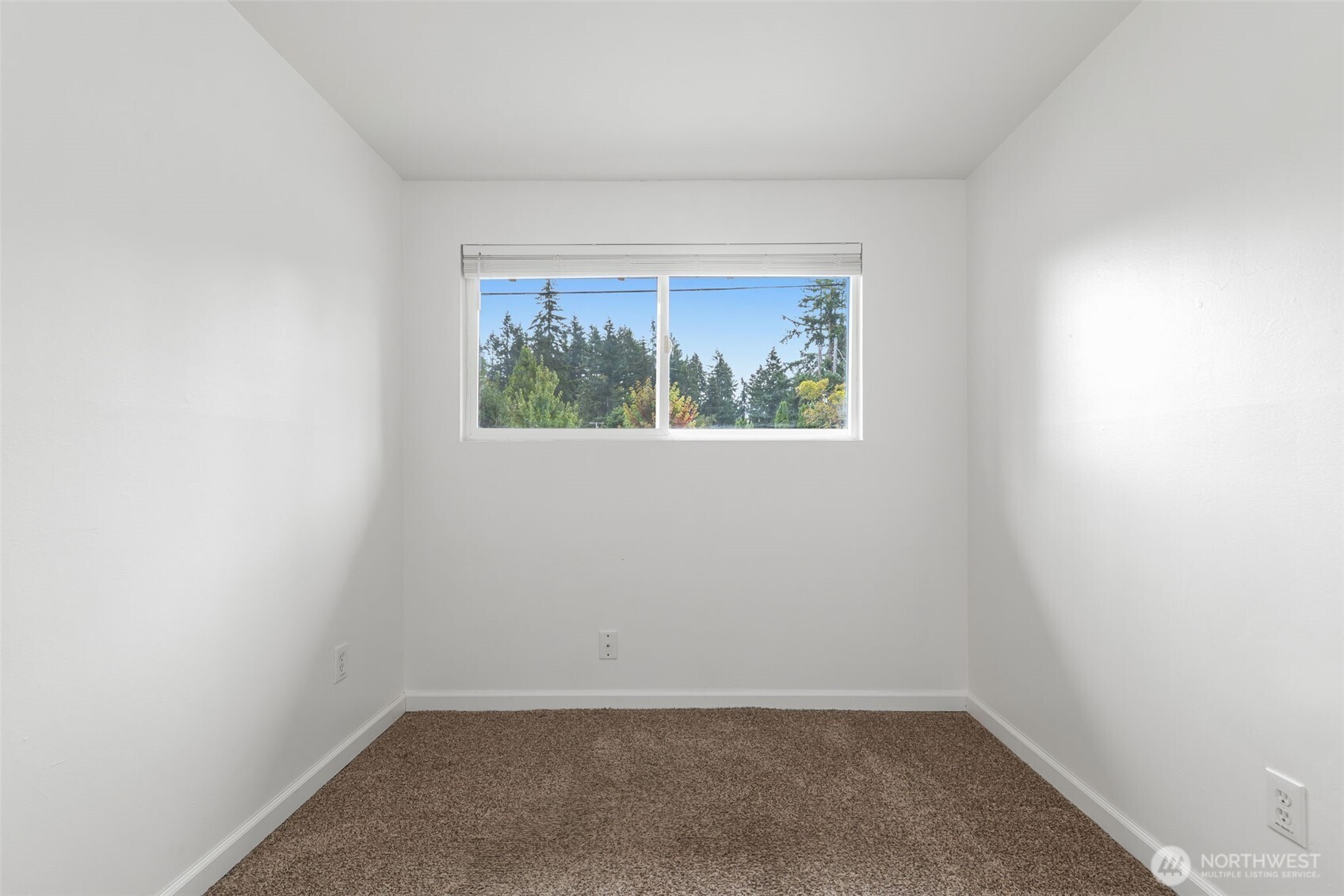 16458 Ne 17th Place Property Photo 18