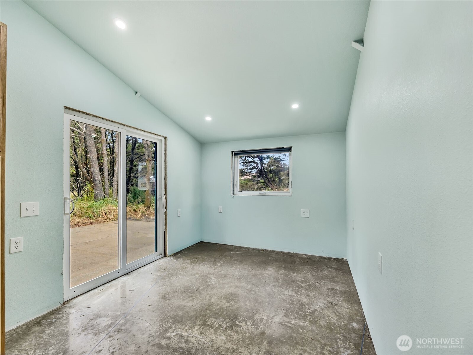 1110 213th Place Property Photo 24