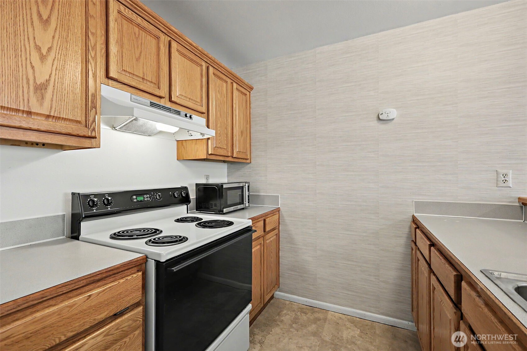 17431 Ambaum Blvd #d15 Property Photo 9