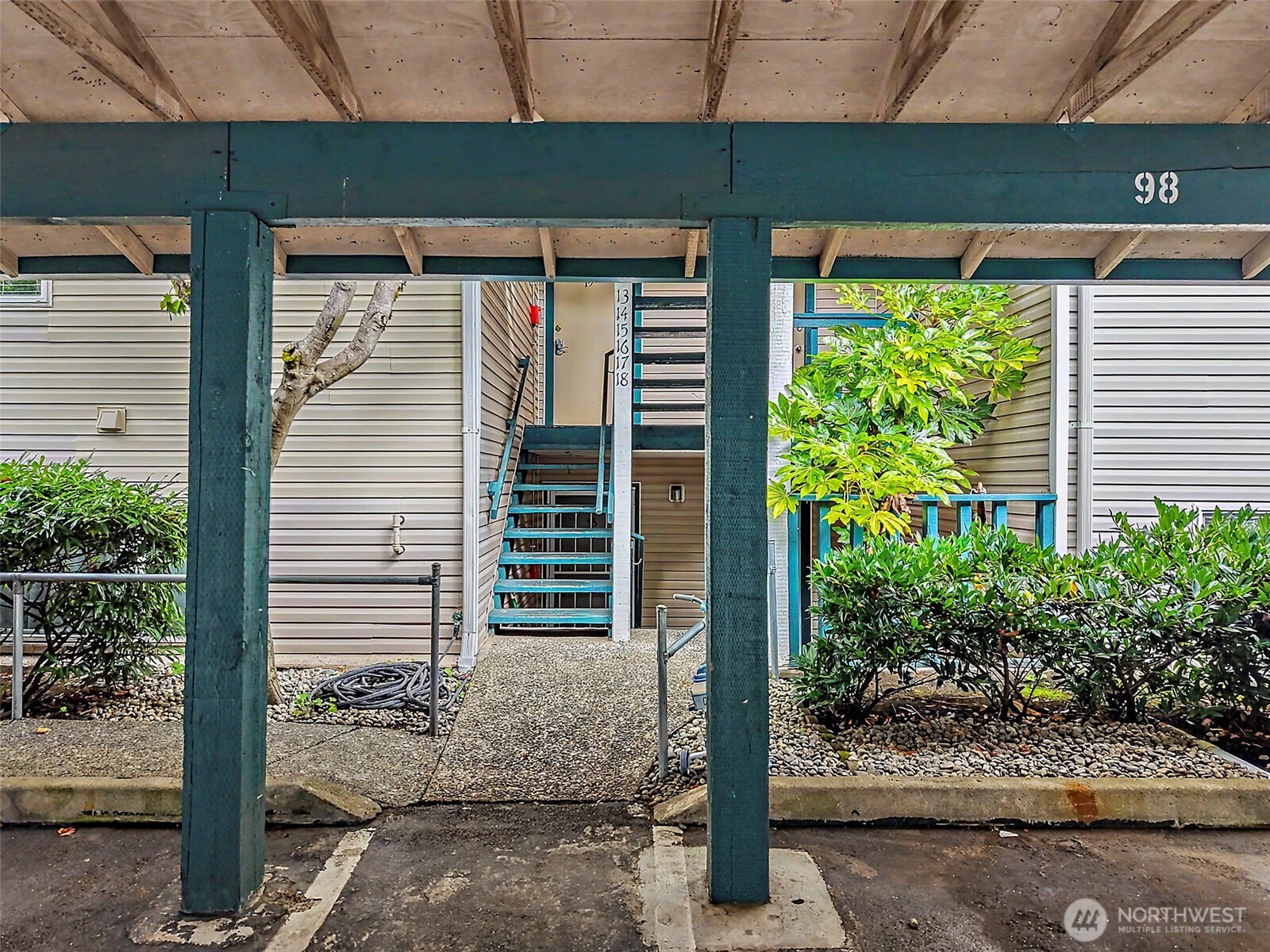 17431 Ambaum Blvd #d15 Property Photo 24