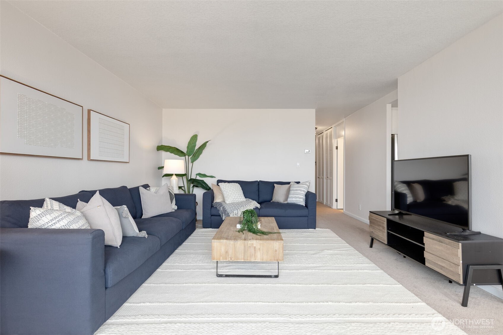 601 Belmont Avenue D3 Property Photo 12