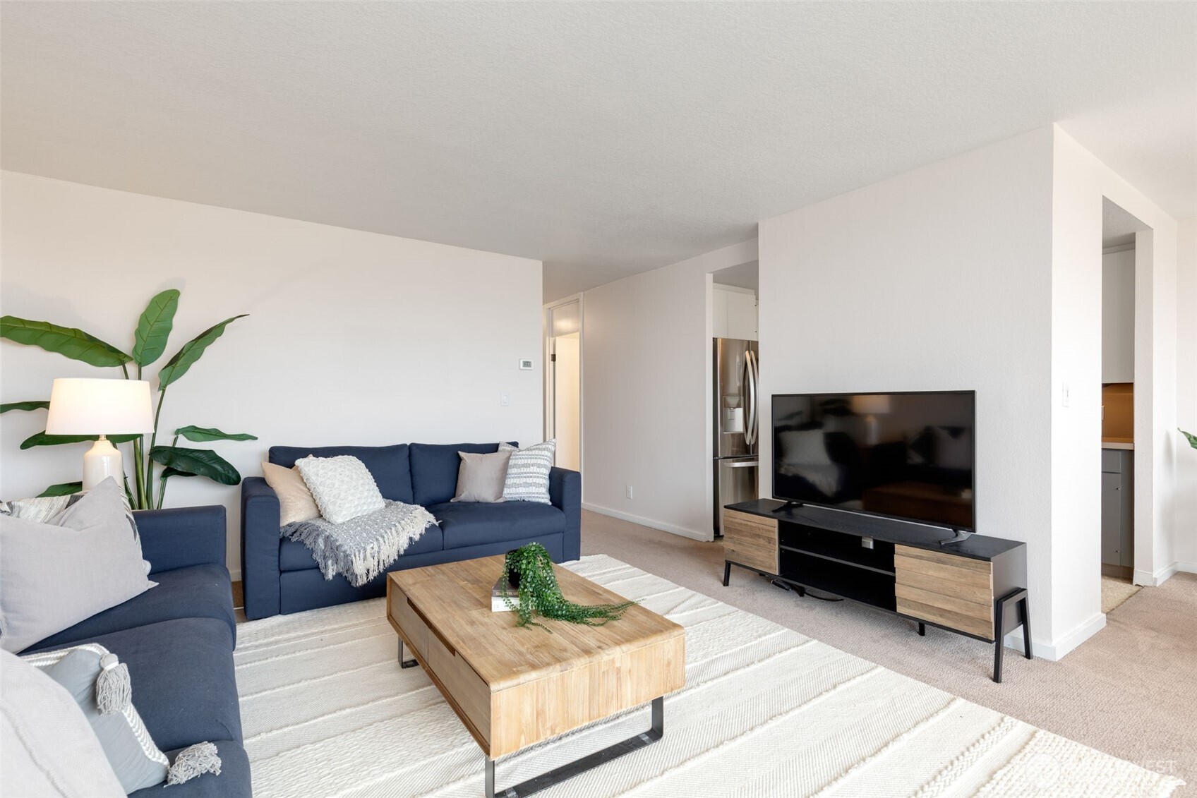 601 Belmont Avenue D3 Property Photo 13