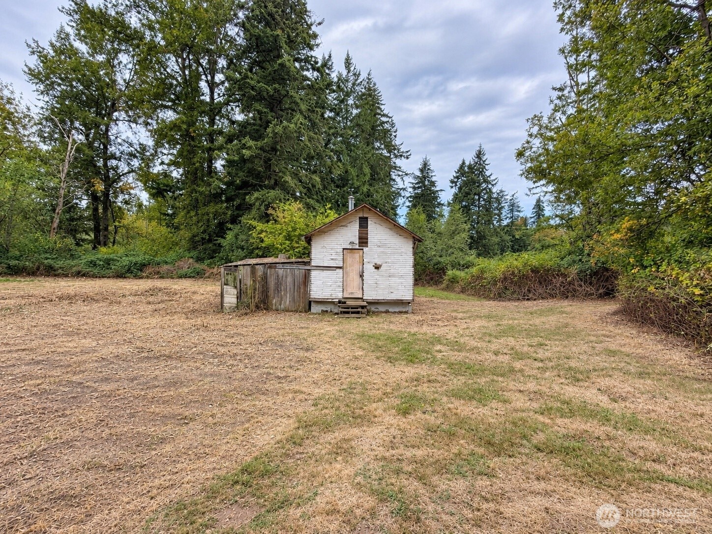 9425 Dahl Lane Property Photo 6
