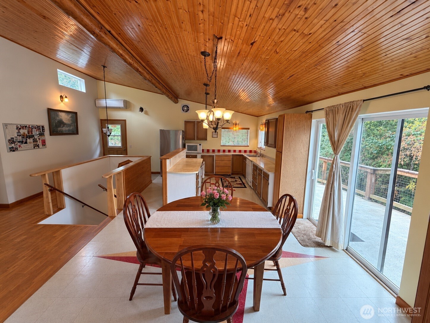 9425 Dahl Lane Property Photo 15