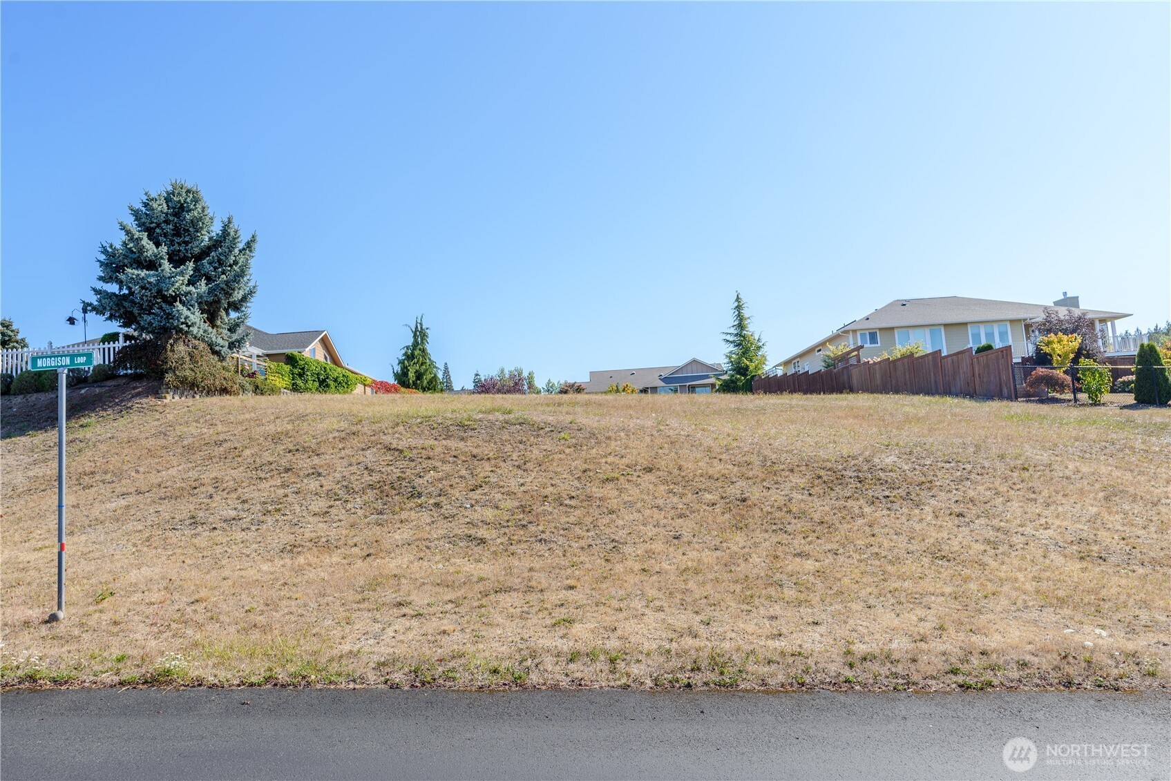 440 Morgison Loop Property Photo 14