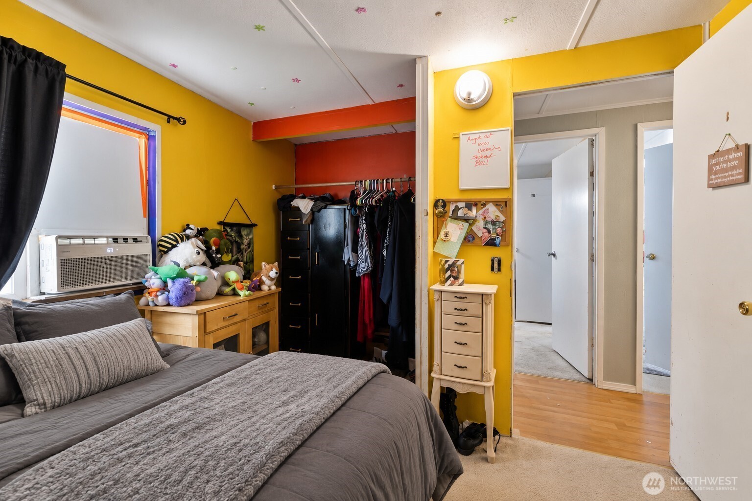 9311 12th Place Property Photo 12