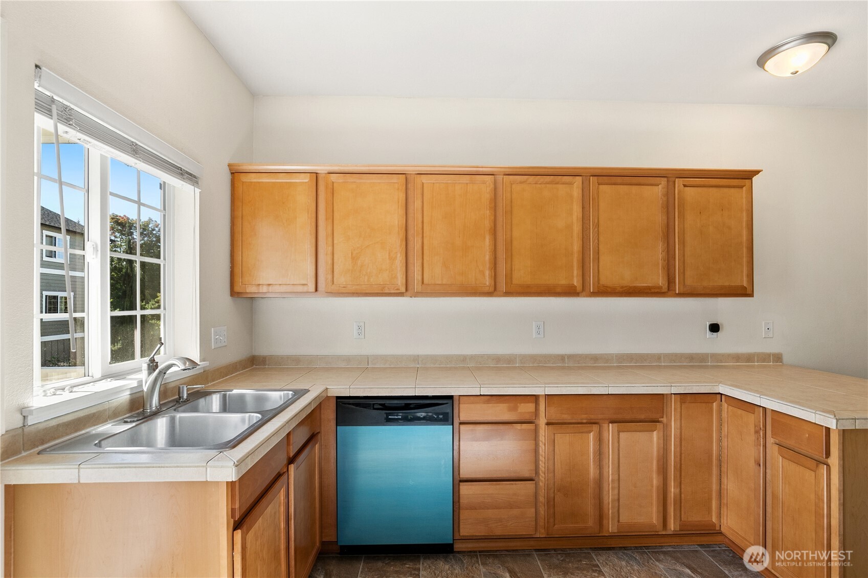 5205 Solberg Drive A Property Photo 11