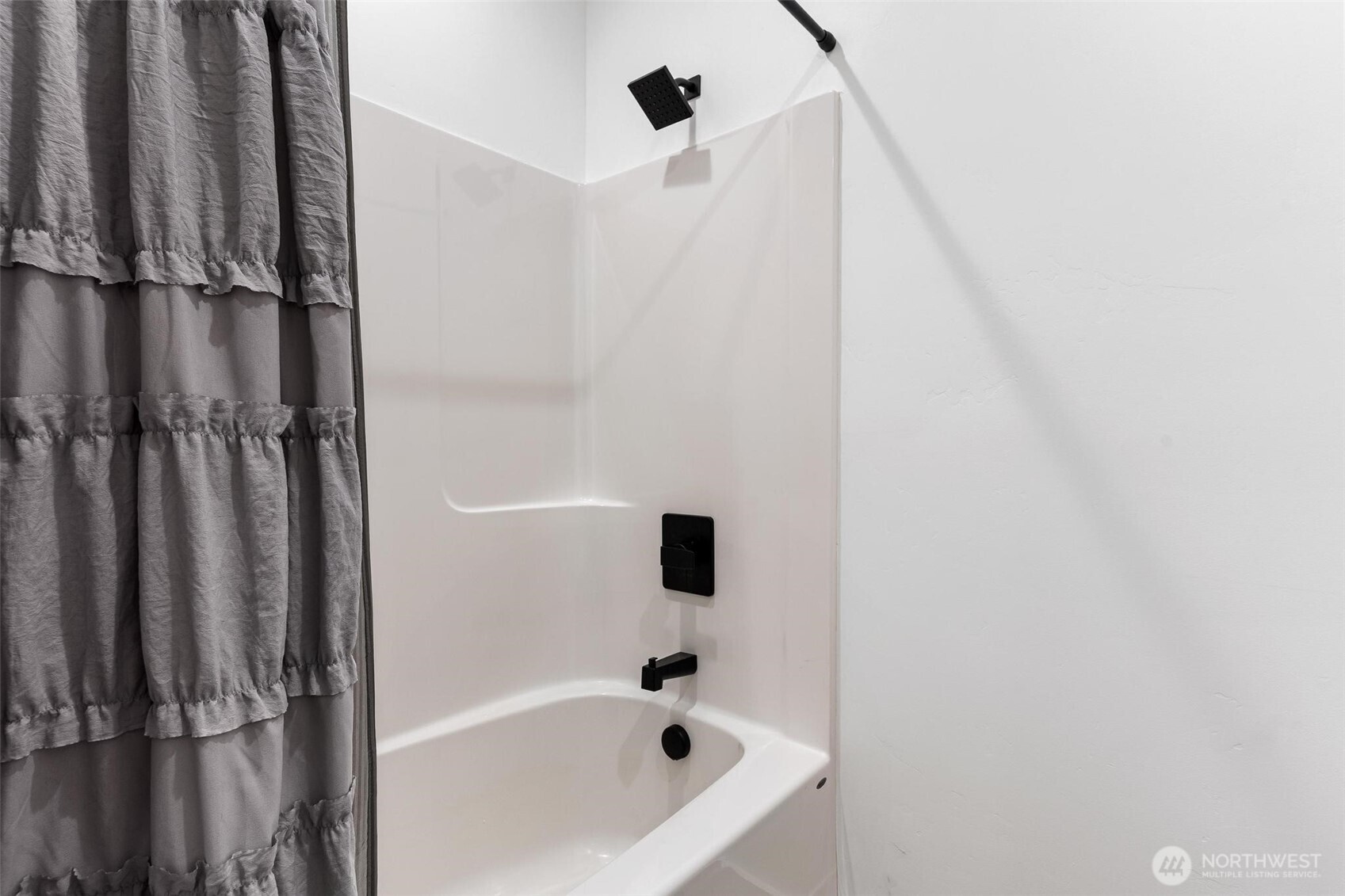 8170 Lonestar Lane Property Photo 10