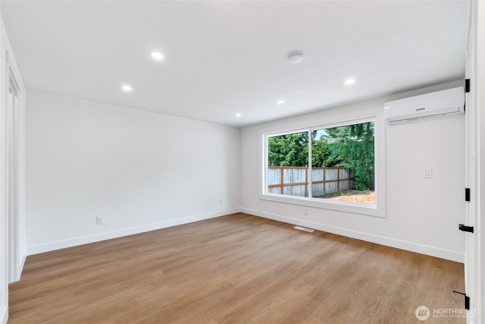 3035 18th Street Property Photo 15