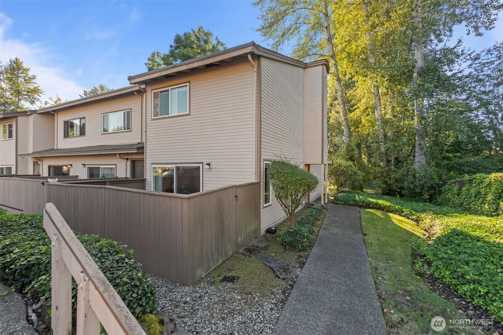 20819 114th Place 5 Property Photo 2